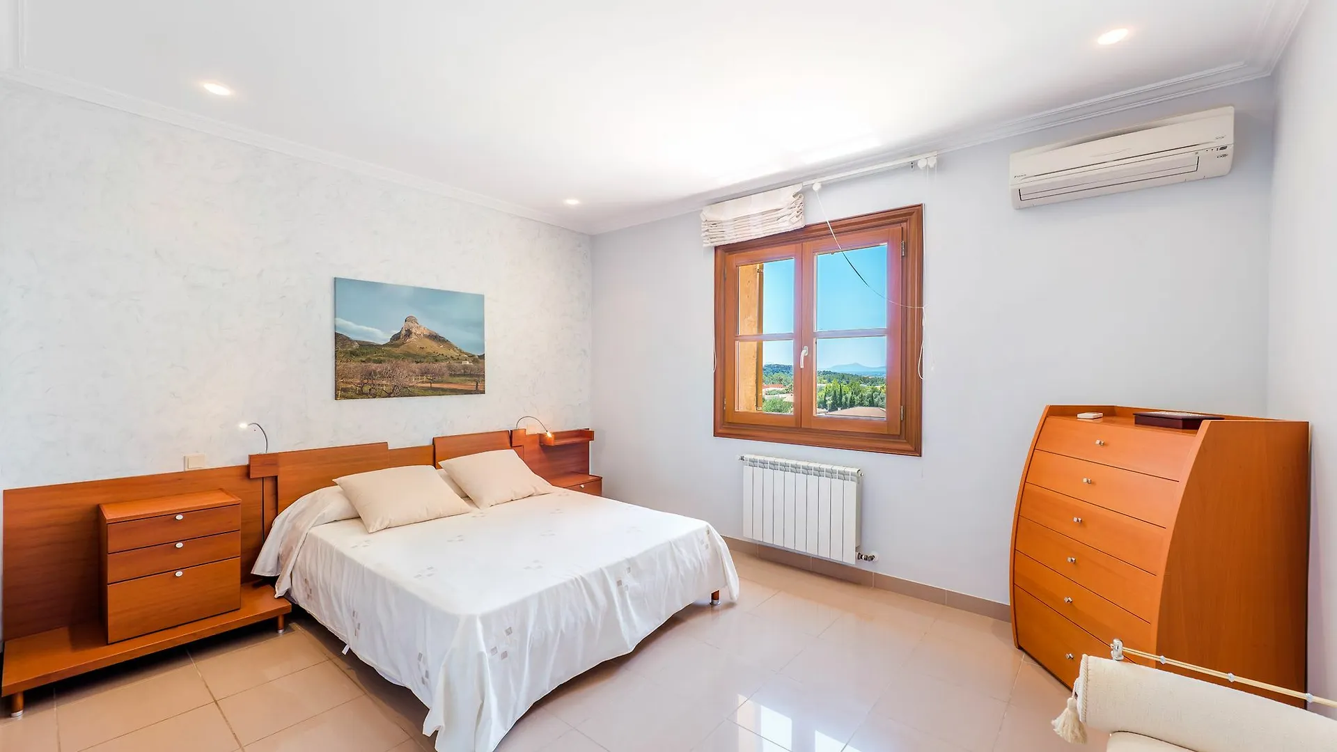 Ullastre Crestatx Apartment